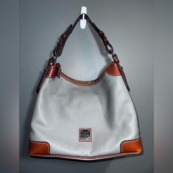 👜 Dooney & Bourke Pebble Grain Leather Hobo Shoulder Bag - Picture 5 of 12